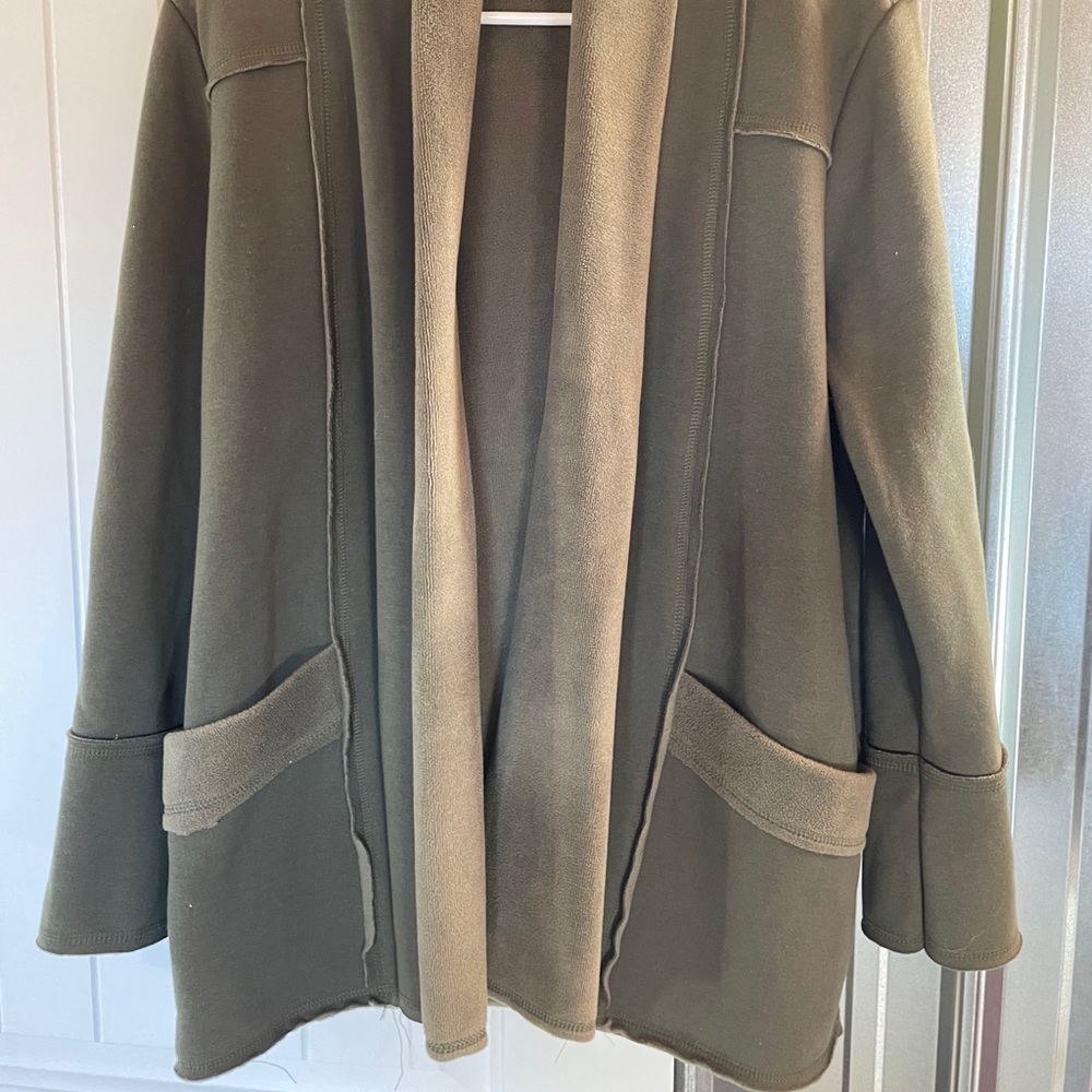 Samantha Dru open sweater